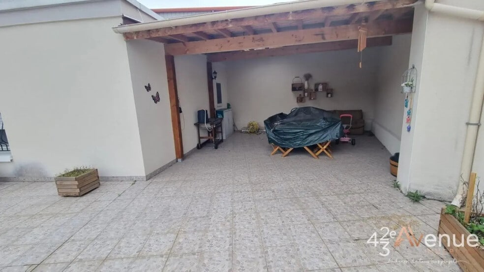12 Rue René Lesage, Saint-Étienne à vendre - Photo de l’immeuble – Image 3 sur 19