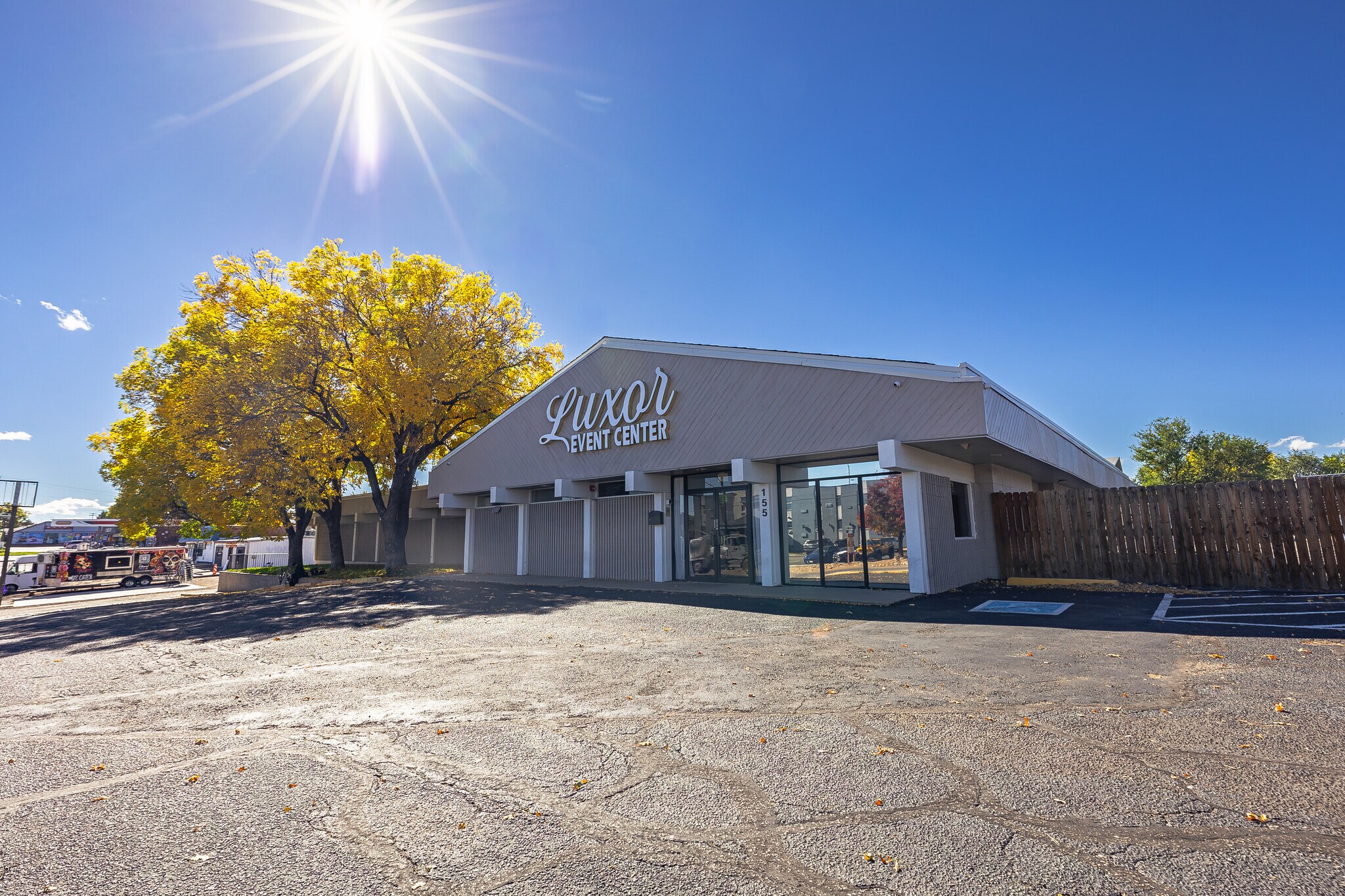 155 Sheridan Blvd, Lakewood, CO à vendre Photo principale– Image 1 sur 40