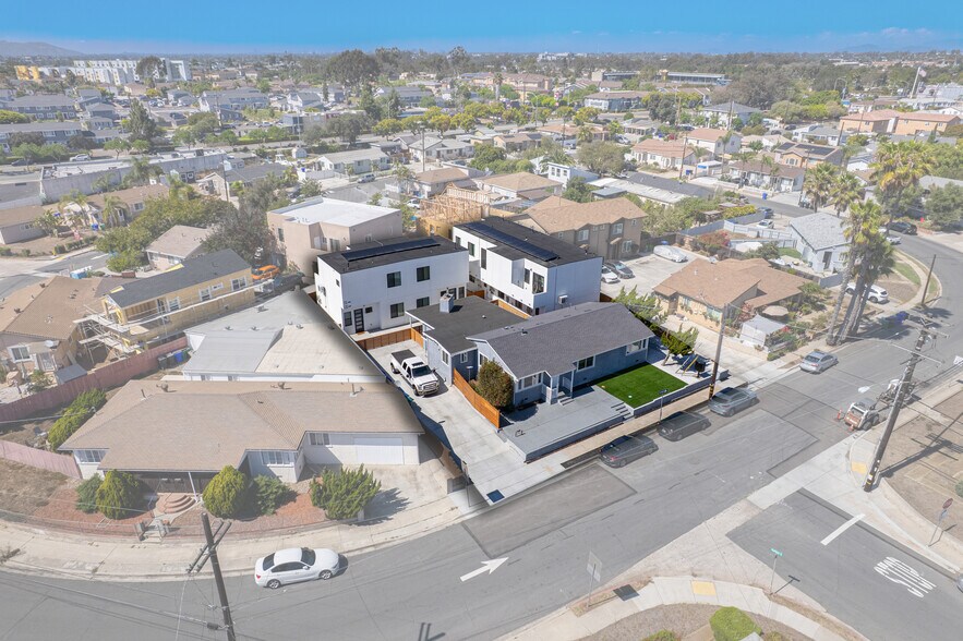 7128 E Hyatt St, San Diego, CA à vendre - Photo de l’immeuble – Image 1 sur 32
