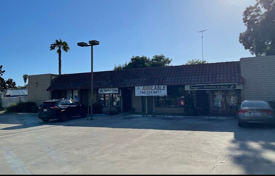 1212 N Santa Fe Ave, Vista, CA à louer - Photo de l’immeuble – Image 2 sur 8
