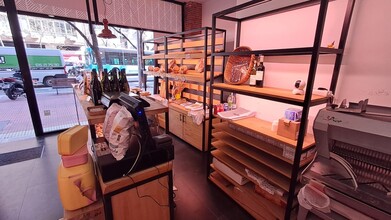 Local commercial dans Madrid, Madrid à louer Photo intérieure– Image 2 sur 8