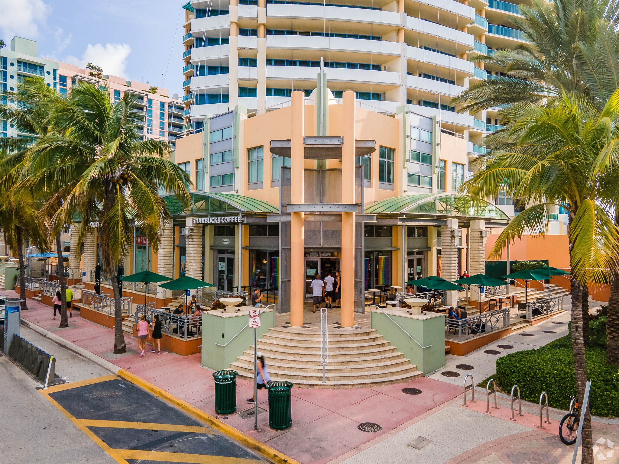 1455 Ocean Dr, Miami Beach, FL à vendre Photo de l’immeuble– Image 1 sur 30