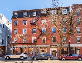 Plus de détails pour 431-439 Hanover St, Boston, MA - Local commercial à vendre