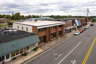 Plus de détails pour 107-113 W Atkins St, Dobson, NC - Local commercial à vendre