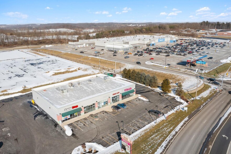 704-720 Harry Sauner Rd, Hillsboro, OH à louer - Photo de l’immeuble – Image 2 sur 8