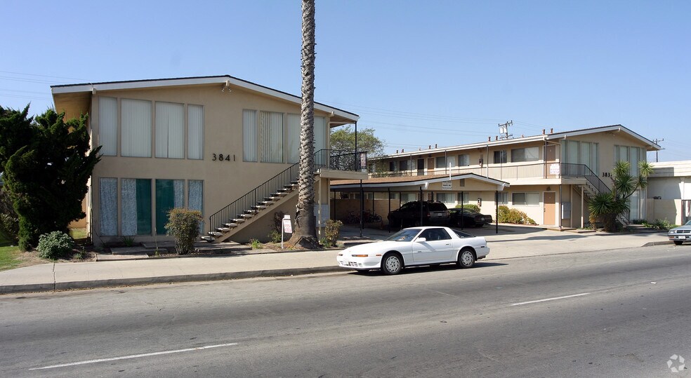 3831 Saviers Rd, Oxnard, CA à vendre - Photo de l’immeuble – Image 2 sur 7
