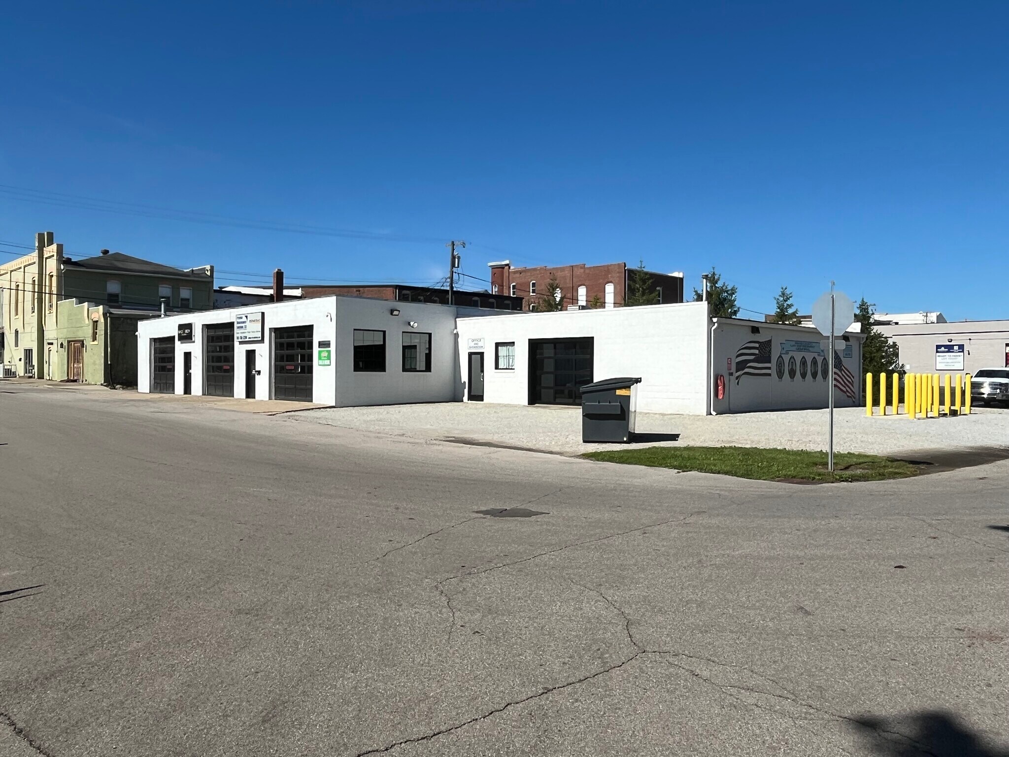 11 N Center St, Cambridge City, IN à vendre Photo principale– Image 1 sur 24