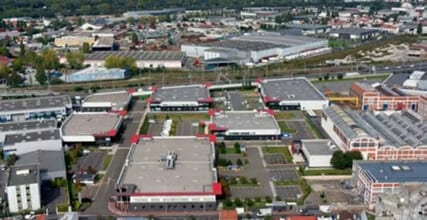 La Courneuve - VUE AÉRIENNE vue de carte