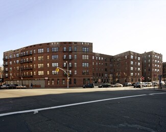 Plus de détails pour 1730 Harrison Ave, Bronx, NY - Bureau/Local commercial à louer