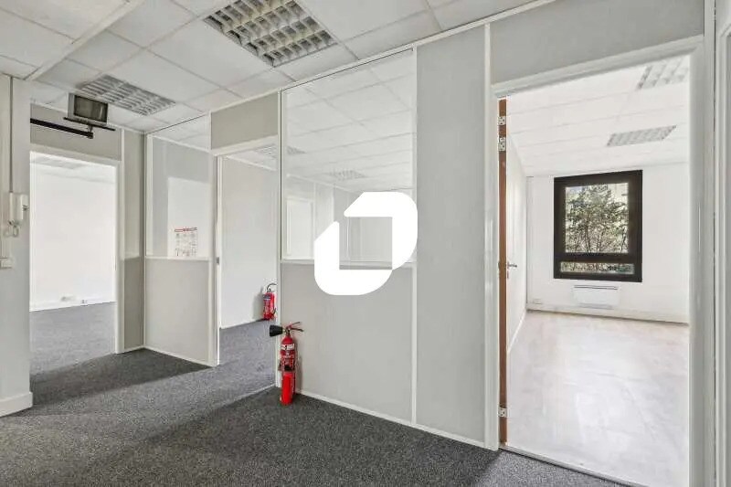 Bureau dans Vanves à louer - Photo de l’immeuble – Image 3 sur 14