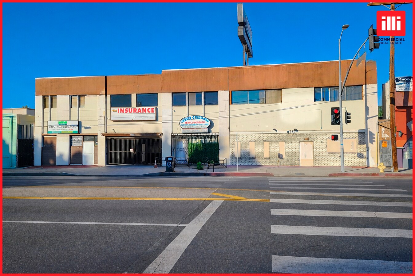 8741 Van Nuys Blvd, Panorama City, CA à louer Photo principale– Image 1 sur 5
