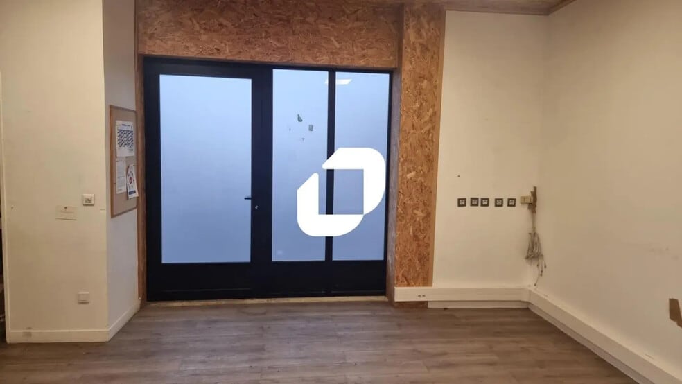 Bureau dans Champigny-sur-Marne à louer - Photo intérieure – Image 2 sur 8