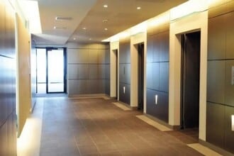 20 Ter Rue De Bezons, Courbevoie à louer Photo intérieure– Image 2 sur 4