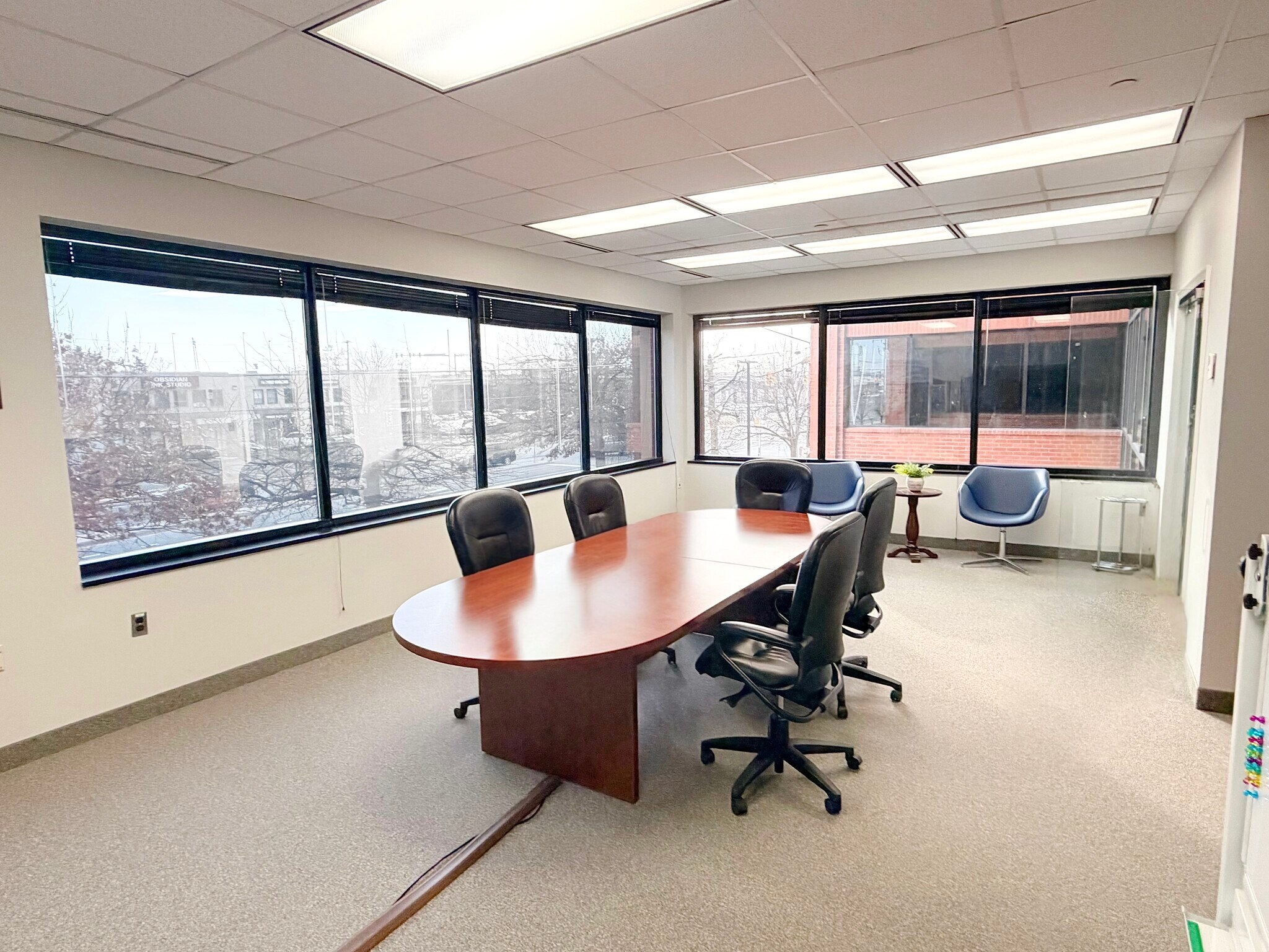 6800 Backlick Rd, Springfield, VA à louer Photo principale– Image 1 sur 17