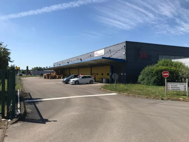 Local d’activités dans Sevrey à louer - Photo de l’immeuble – Image 2 sur 19