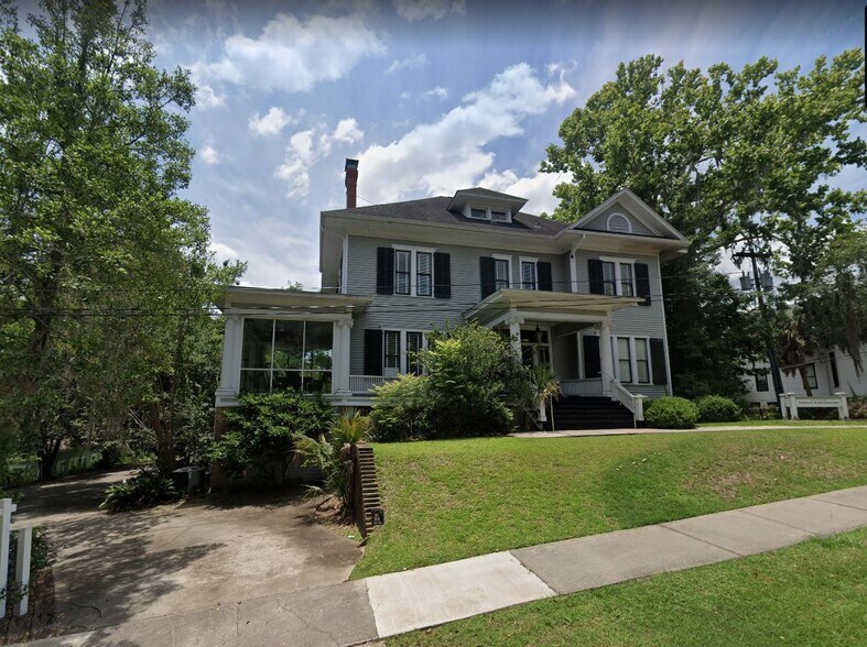 403 E Park Ave, Tallahassee, FL à louer - Photo de l’immeuble – Image 2 sur 32