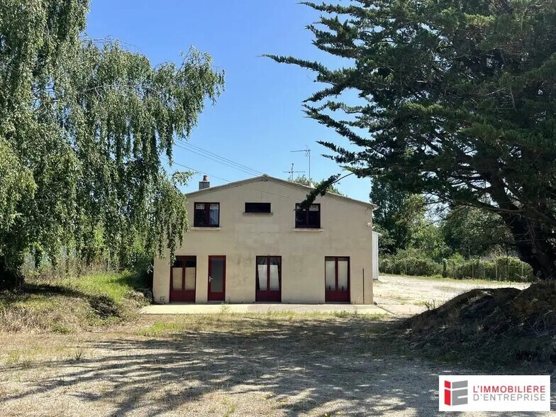 Local d'activités dans La Richardais à vendre - Photo de l’immeuble – Image 1 sur 2