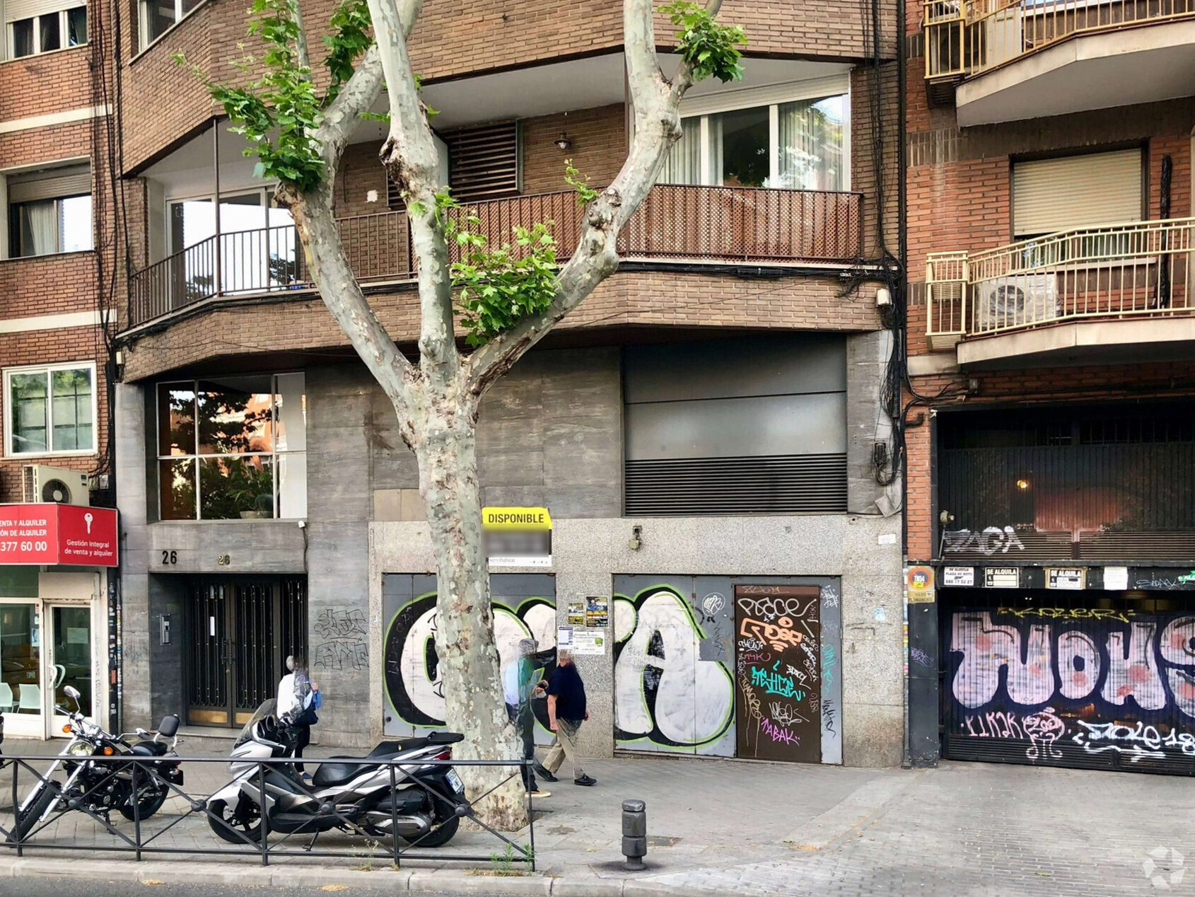 Immeuble residentiel dans Madrid, Madrid à vendre Photo intérieure– Image 1 sur 2