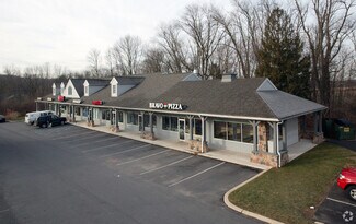 Plus de détails pour 2321 Pottstown Pike, Pottstown, PA - Local commercial à louer