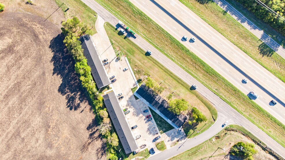 653 N Henry Hynds Expy, Van Alstyne, TX à vendre - Photo de l’immeuble – Image 2 sur 11