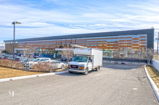 Plus de détails pour 6200-6250 Boul Henri-Bourassa E, Montréal, QC - Industriel/Logistique à louer