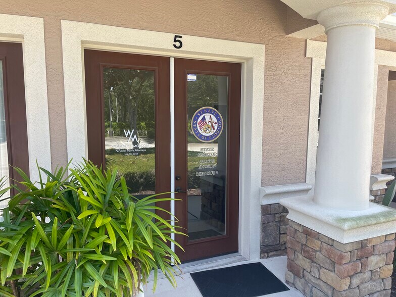 4875 NW Palm Coast Pky, Palm Coast, FL à vendre - Photo de l’immeuble – Image 3 sur 15