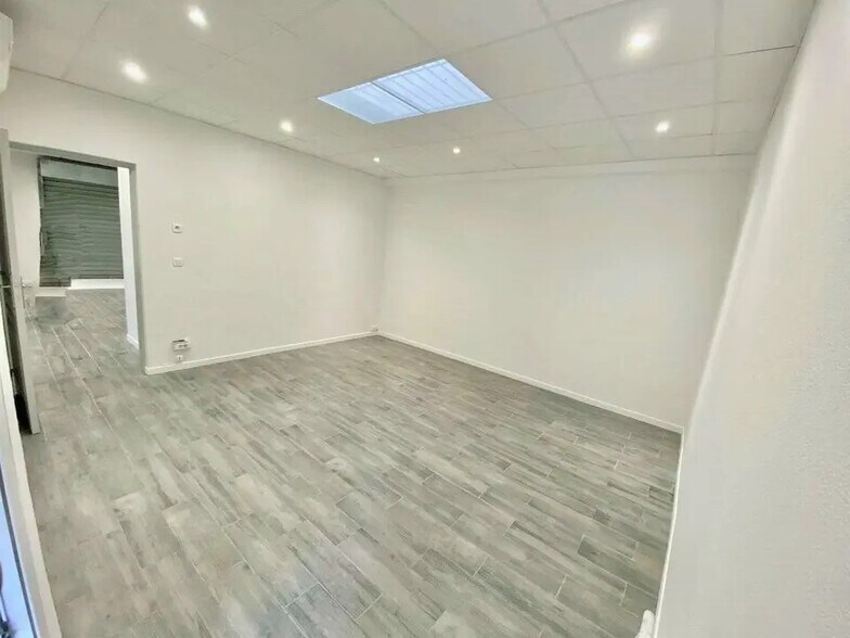 Bureau dans Nice à louer - Photo de l’immeuble – Image 2 sur 4