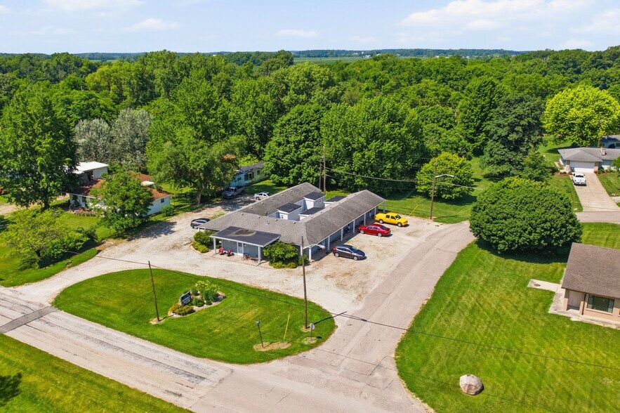 601 S Walnut St, New Castle, IN à vendre - Photo de l’immeuble – Image 3 sur 32