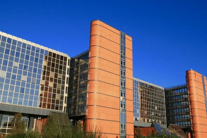 Bureau dans Le Havre à louer - Photo de l’immeuble – Image 1 sur 1