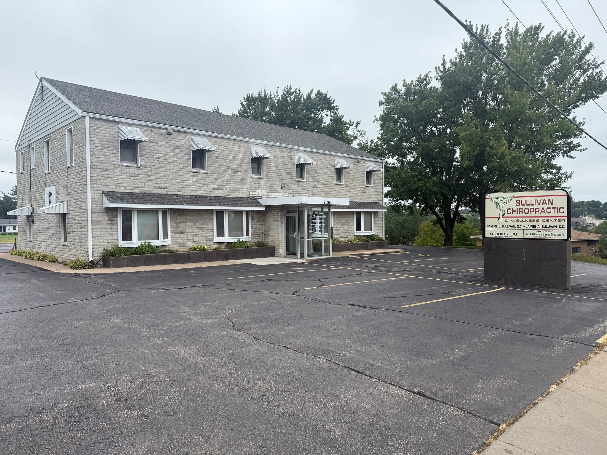 2699 John F Kennedy Rd, Dubuque, IA à louer Photo principale– Image 1 sur 15