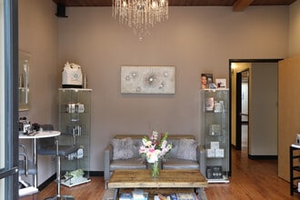 17050-17120 Pilkington Rd, Lake Oswego, OR à louer Photo intérieure– Image 2 sur 6