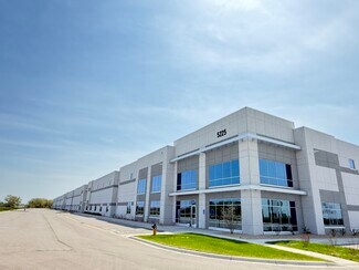Plus de détails pour 5201 Dean Lakes Blvd, Shakopee, MN - Industriel/Logistique à vendre