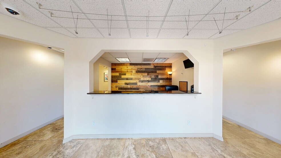 5001 Lemon St W, Tampa, FL à louer - Numérisation 3D Matterport – Image 2 sur 28