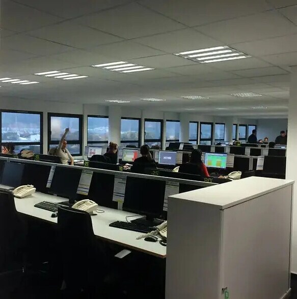 Bureau dans FREYMING-MERLEBACH à louer - Photo de l’immeuble – Image 3 sur 5