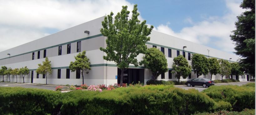 2265-2295 Davis Ct, Hayward, CA à louer Photo de l’immeuble– Image 1 sur 4