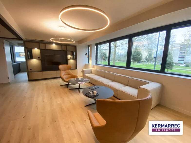 Bureau dans Rennes à louer - Photo de l’immeuble – Image 1 sur 5