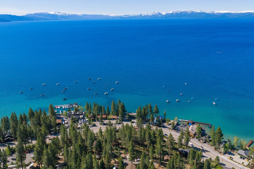 7276 N Lake Blvd, Tahoe Vista, CA à vendre - Photo de l’immeuble – Image 2 sur 36