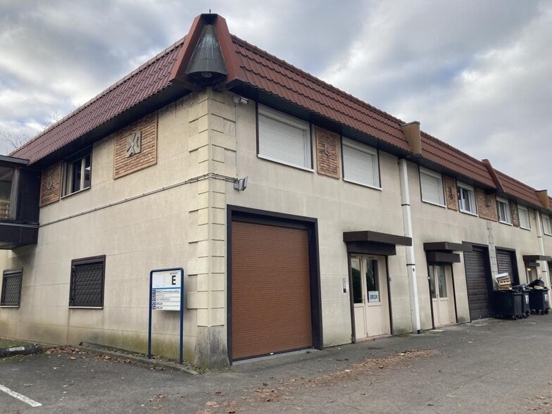 15 Rue Du Buisson Aux Fraises, Massy à louer - Photo de l’immeuble – Image 1 sur 14