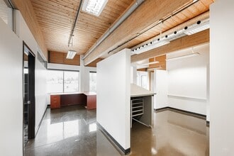 1696-1700 Ch Gascon, Terrebonne, QC à louer Photo intérieure– Image 1 sur 10