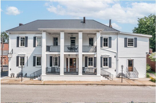 151 E 6th St, Russellville, KY à vendre - Photo de l’immeuble – Image 1 sur 2