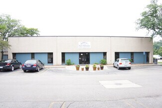 Plus de détails pour 14115 Farmington Rd, Livonia, MI - Bureau à louer