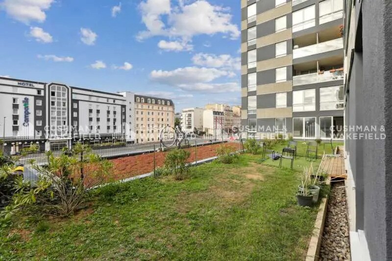 2-6 Rue Des Bourets, Suresnes à louer - Photo de l’immeuble – Image 1 sur 15