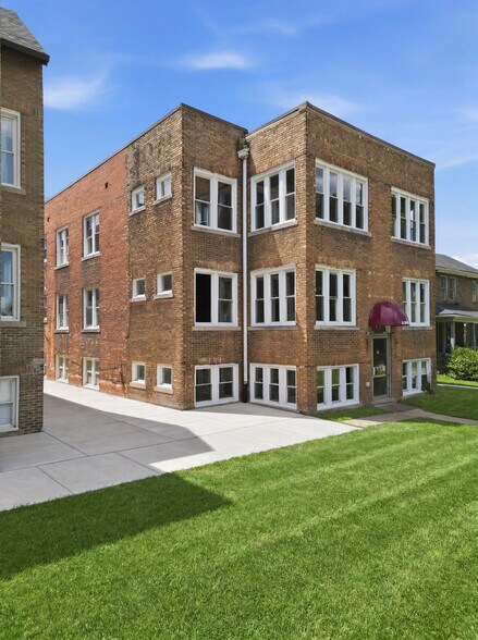 1300 Porter St, Dearborn, MI à vendre - Photo de l’immeuble – Image 3 sur 51