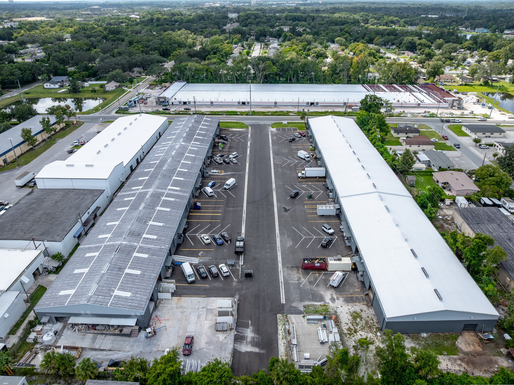 325-395 Commercial St, Casselberry, FL à louer Photo de l’immeuble– Image 1 sur 6