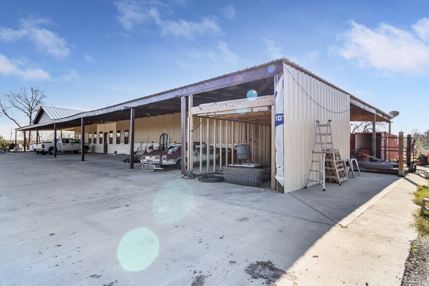 3070 State Highway 19, Huntsville, TX à vendre - Photo de l’immeuble – Image 3 sur 37