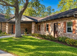 Plus de détails pour 131 Executive Cir, Daytona Beach, FL - Bureau à louer