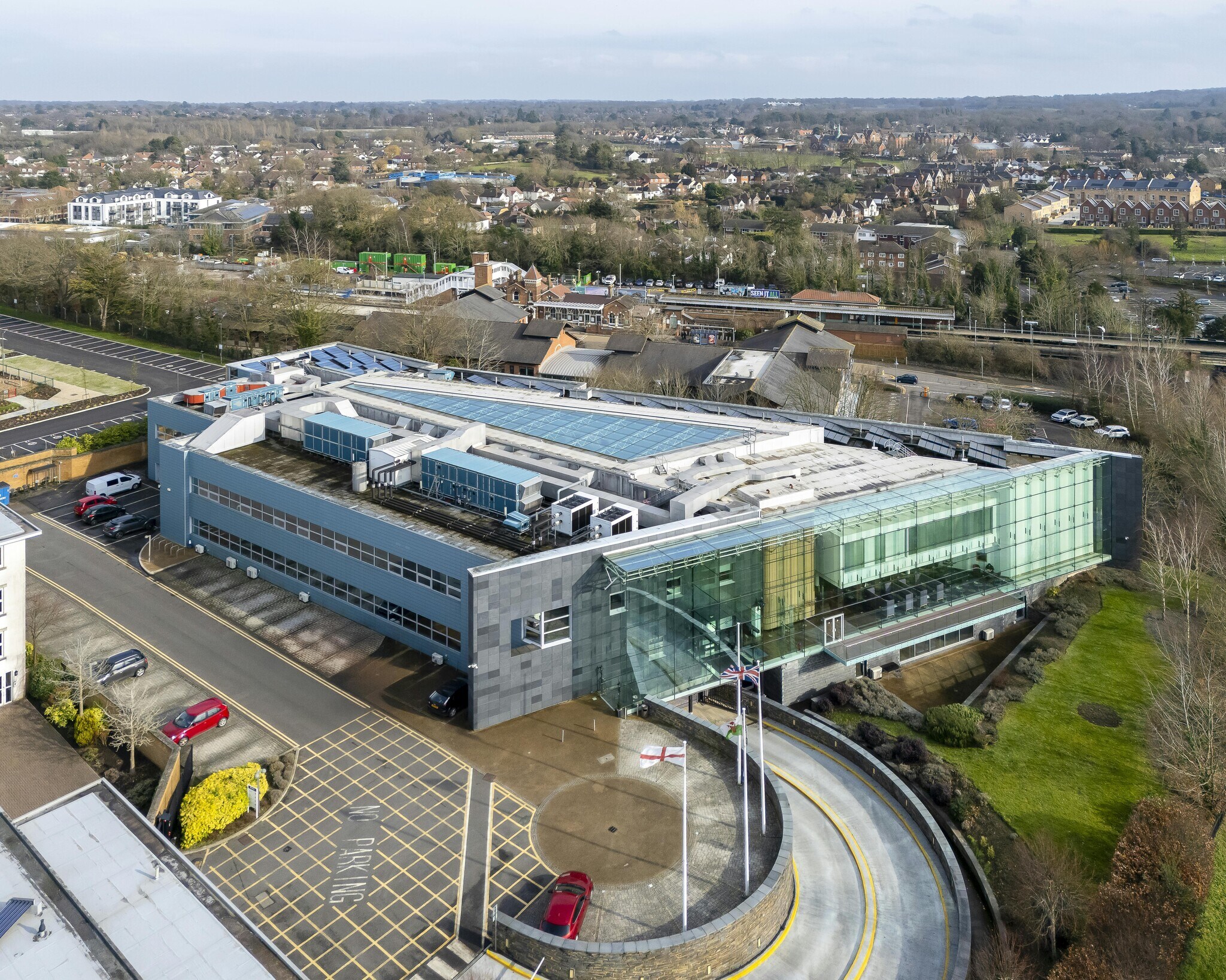 Highbury Dr, Leatherhead à vendre Photo de l’immeuble– Image 1 sur 12