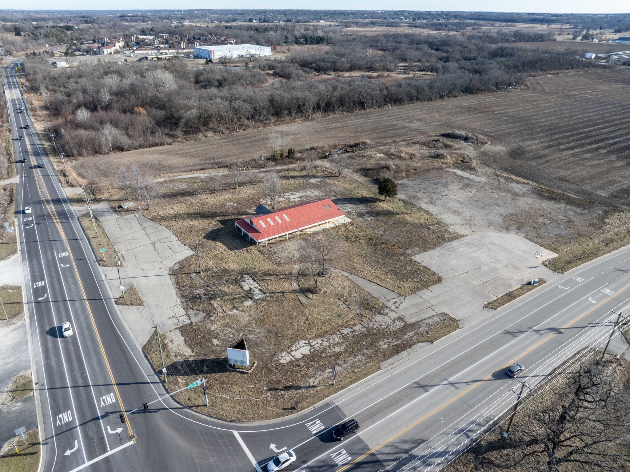 5511 Rt 12, Richmond, IL à vendre Photo de l’immeuble– Image 1 sur 10
