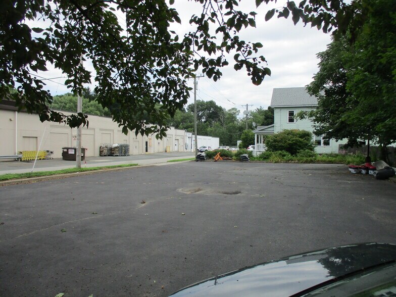 359-361 Federal St, Greenfield, MA à vendre - Photo principale – Image 1 sur 2