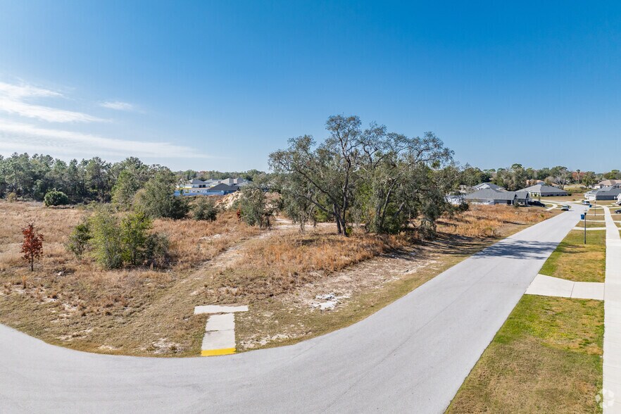 12496 Bell Hollow Ct, Spring Hill, FL à vendre - Photo de l’immeuble – Image 3 sur 18